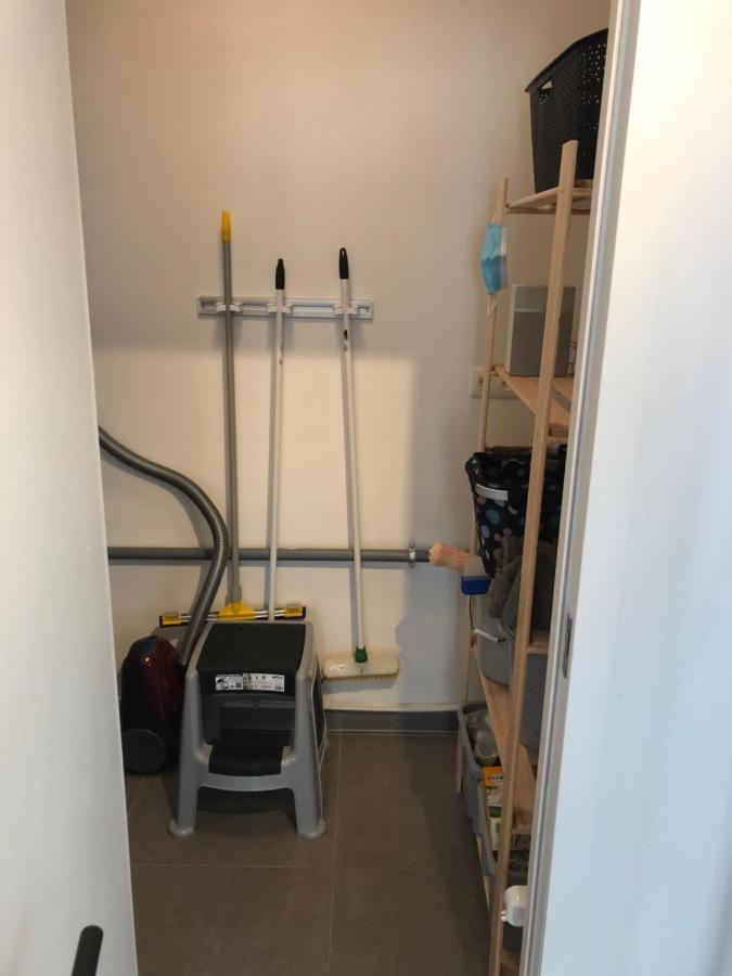 Quality Time Appartement Met Gesloten Garagebox De Panne Exterior photo