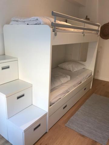 Quality Time Appartement Met Gesloten Garagebox De Panne Exterior photo