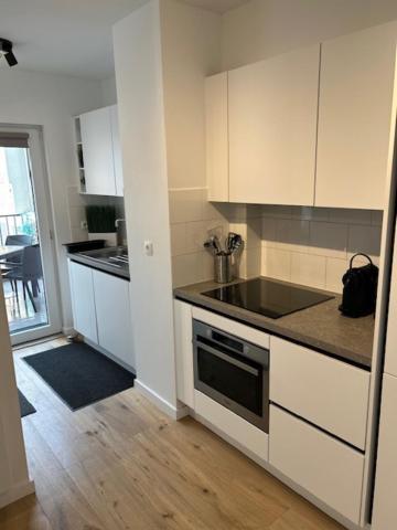 Quality Time Appartement Met Gesloten Garagebox De Panne Exterior photo